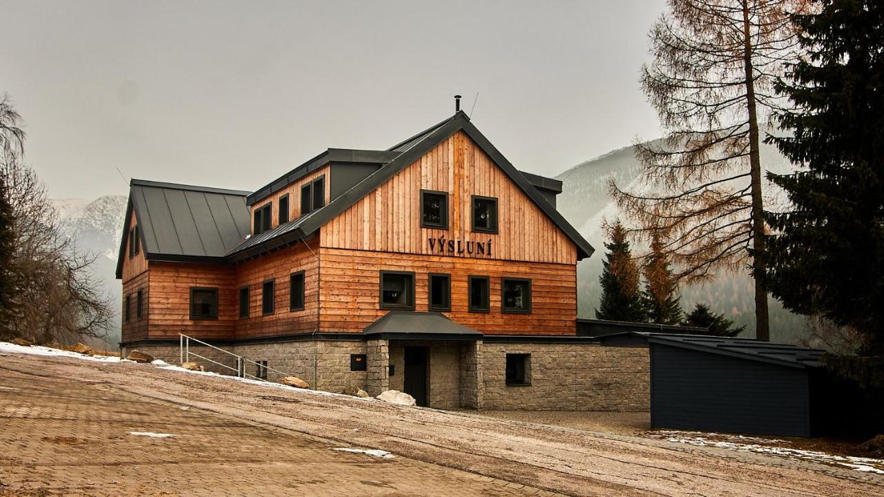 Apartmany Vysluni *