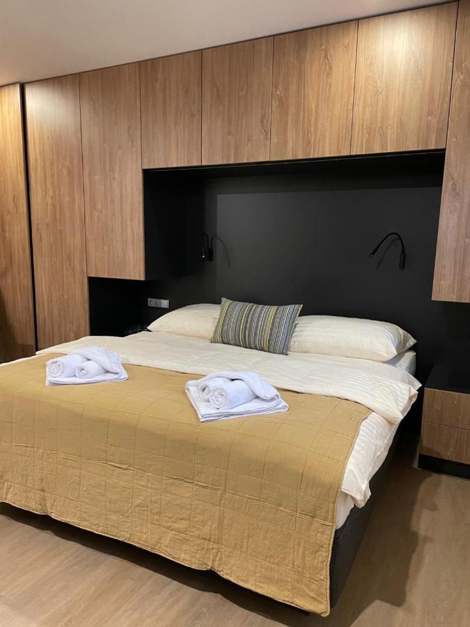 Apartmany Vysluni *